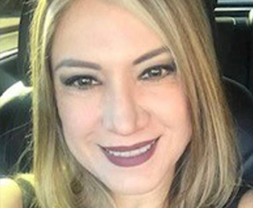 Dental treatment coordinator Roseanne